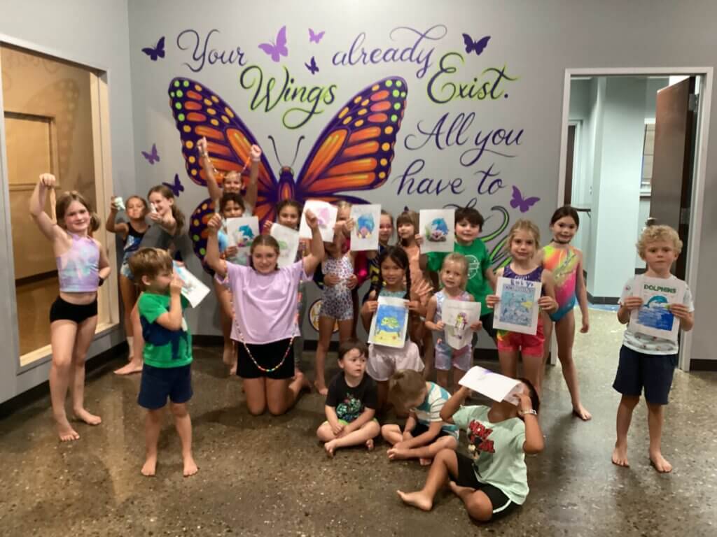 Kids art programs near me, school day off kids activity